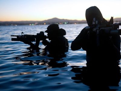 El Senado autoriza el ingreso a México de Navy SEALs de la Marina de EU