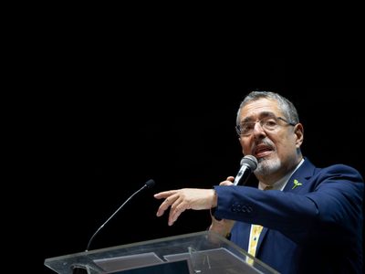 Arévalo niega acuerdo con EU para operar contra el narcotráfico en Guatemala