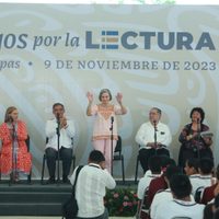 Leer para fortalecer la transformación, pide Américo a estudiantes