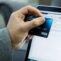 Cómo evitar que los turistas caigan en las distintas modalidades de estafas
