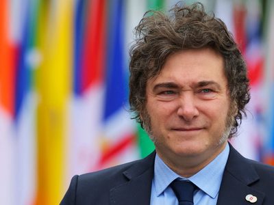 Javier Milei llegó a España en pleno conflicto con Pedro Sánchez y rechazado por el Rey