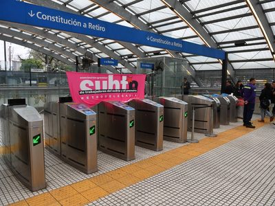 Reanudan el servicio de la línea C del subte, tras sorpresivo un paro