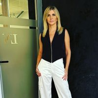 Con la elegancia intacta: Débora Plager no tiene límites y se anima a la sastrería crop