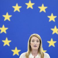 La Eurocámara paraliza visados a Qatar tras escándalo de sobornos