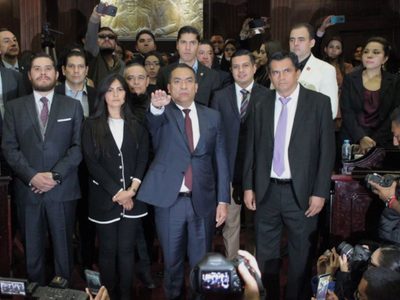 Asume nuevo fiscal de Michoacán; ofrece cambios, excepto en el Ministerio Público