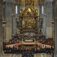 Cerca de 250 mil dolientes rinden homenaje al papa Francisco durante tres días