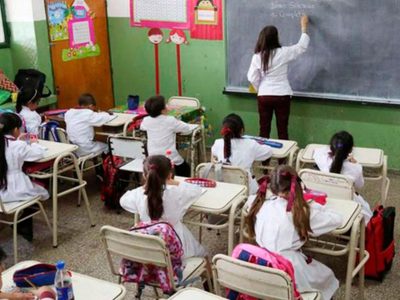 Regresa la presencialidad plena con boleto estudiantil gratuito