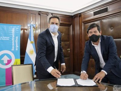 Villa Pehuenia firmó convenio con Nación para la concreción del nuevo Parque Ambiental