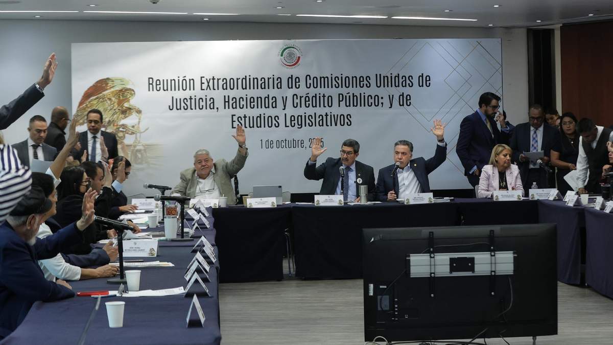 Las comisiones unidas de Justicia, Hacienda y Crédito Público y Estudios Legislativos aprobaron la reforma a la Ley de Amparo este miércoles antes de pasar al pleno