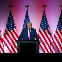Trump regresa a Michigan con la esperanza de repetir su éxito de 2016