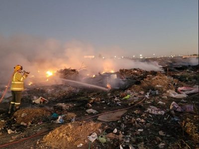 Vecinos de Centenario se quejan por reiterados incendios en la terminal de basura