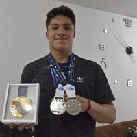 En el limbo si la entrenadora del clavadista Osmar Olvera irá a París 2024; Ana Guevara debe decidir