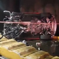Un Lamborghini se impacta en Guadalajara y termina carbonizado