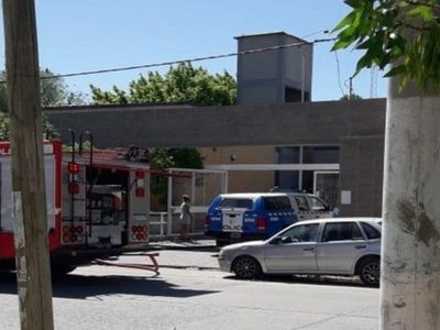 Un acusado de homicidio fue el origen de los disturbios en la Comisaría Tercera