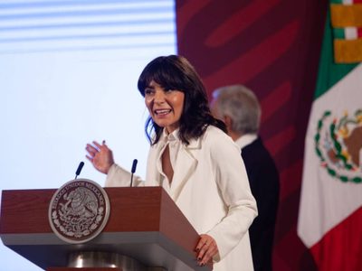 García Vilchis se lanza ahora contra Azucena Uresti, Iberdrola y Sopitas