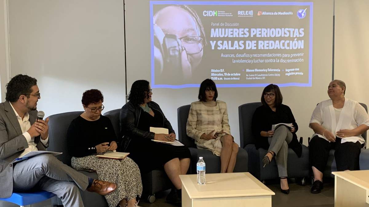 La confrontación diaria ante la violencia y la discriminación. Verónica Espinosa, Adriana Ramírez, Catalina Ruíz-Navarro, Martha Ramos y Andrea Miranda