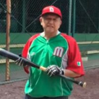 AMLO anuncia la creación de academias de beisbol y formación de maestros de educación física