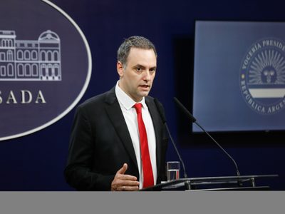 El Gobierno se mostró en contra de los paros de sanidad y trenes