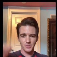 Drake Bell libra la cárcel; lo condenan a 200 horas de servicio comunitario