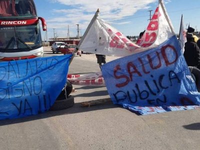 Ante la falta de respuesta: los trabajadores de Salud permanecen en las rutas de Neuquén