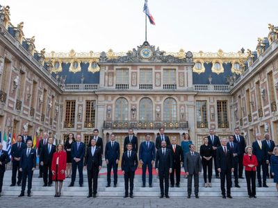 Macron cree que "no es realista" pensar en un alto al fuego pronto en Ucrania