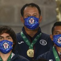 Cruz Azul hace oficial la salida de Juan Reynoso