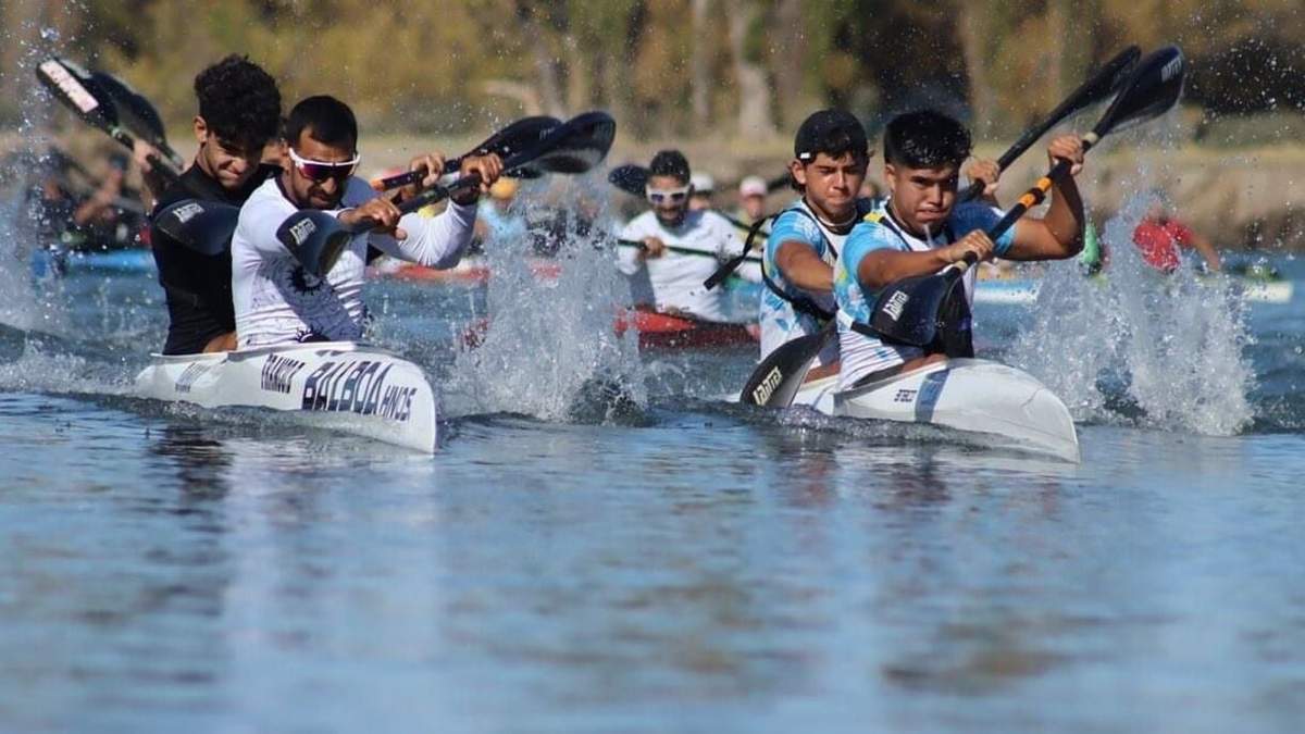 Competencia de canotaje. Fuente: (Twitter).