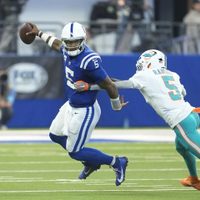 Anthony Richardson le da a los Colts la victoria ante los Dolphins por 16-10