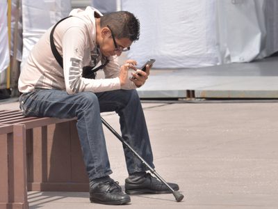 El WhatsApp y celulares, las nuevas 'esclavitudes”: arzobispo primado de México
