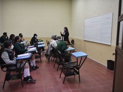 Sheinbaum: no habrá cierre de escuelas ni nuevas medidas ante alza en contagios de covid-19