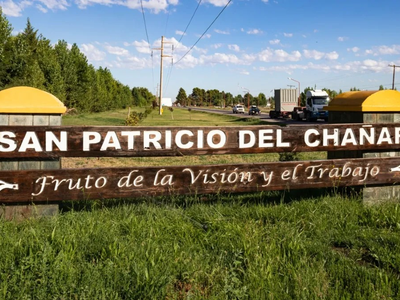 San Patricio del Chañar apuesta al turismo con un renovado espacio para viajeros sobre la Ruta 7