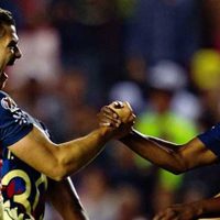 América empieza con victoria y Chivas con empate