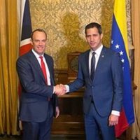 Reino Unido seguirá reconociendo a Juan Guaidó como "presidente interino" de Venezuela