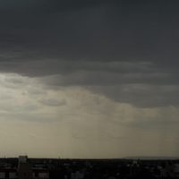 Clima en Neuquén: Para este viernes continúa el aire cálido e inestable
