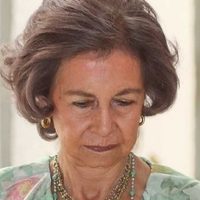 Misterio en Zarzuela: con quién habla la Reina Sofía por las noches