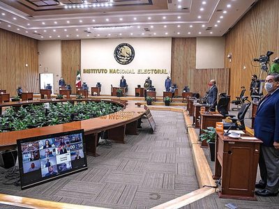 Energía, salarios, publicidad, Fuerzas Armadas... los litigios para la nueva consejera jurídica