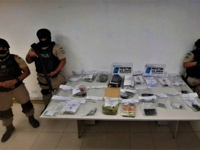 Tres hombres y una mujer imputados en una causa por tráfico de drogas en Neuquén