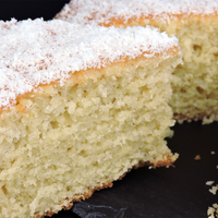 Torta de naranja y coco: sin harina, bien esponjosa y con un sabor increíble, la receta preferida para los mates de la tarde