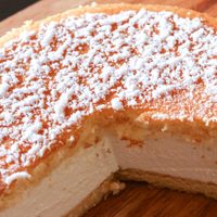 Torta soufflé de ricota: la receta de la abuela más fácil y rica para acompañar una tarde a puros mates