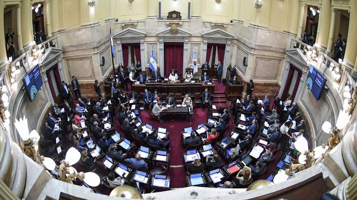 Senadores. Fuente: (Instagram)