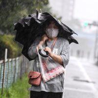 Dos enormes tifones tocarán tierra en Japón para el cierre de las olimpiadas