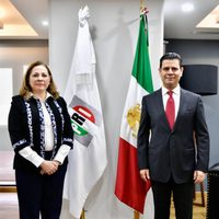 PRI presenta a Graciela Ortiz como nueva presidenta del CEN mientras “Alito” va por la reelección