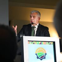 Julián Domínguez: "No va a haber devaluación ni baja de retenciones"