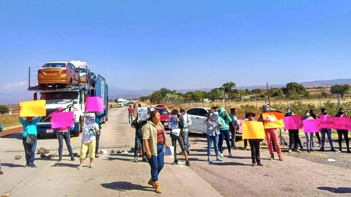 Bloqueo en la Autopista Siglo XXI