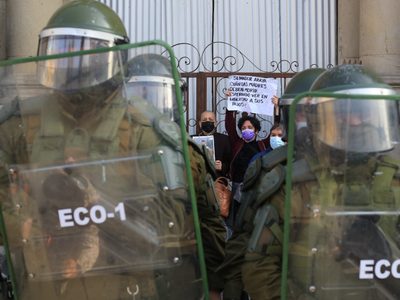 Constituyente de Chile reanuda sesiones tras la liberación de los convencionales detenidos