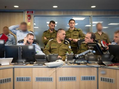 A pesar de las críticas, Israel dice que busca una victoria "total"