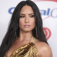 El video que muestra a Demi Lovato enamorada y feliz bailando al ritmo de "Stuck with U"