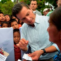 Peña Nieto da apoyos a damnificados en Chiapas y les sugiere reconstruir viviendas en 'tandas”