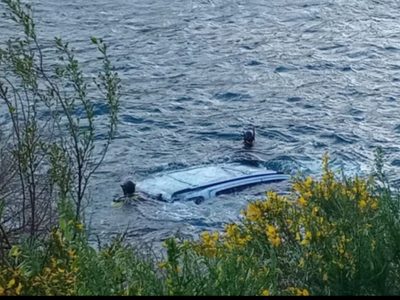 Accidente en el lago Nahuel Huapi: un despiste que pudo ser tragedia