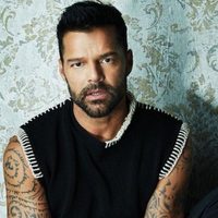 ¡Omg! Ricky Martin deja ver por primera vez el rostro de su hijo más pequeño, Renn. ¡Qué ternura!